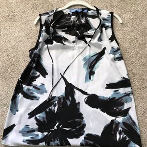 Simply Vera sleeveless blouse